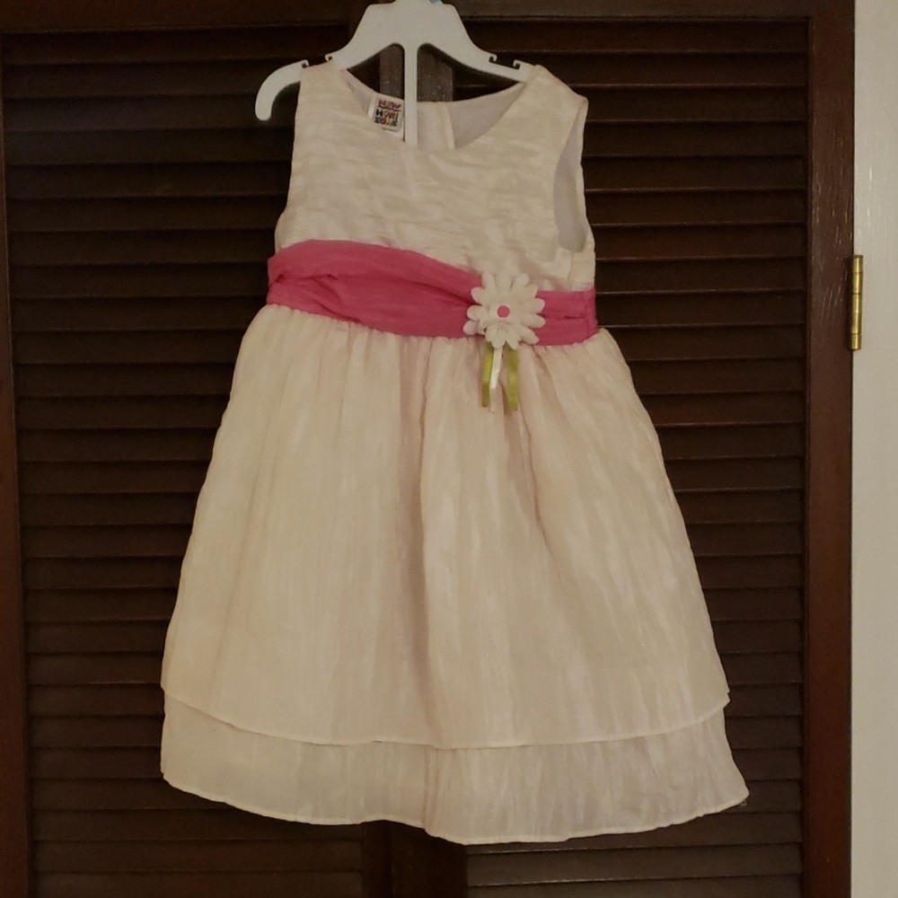 NEW HORIZONS children's dress